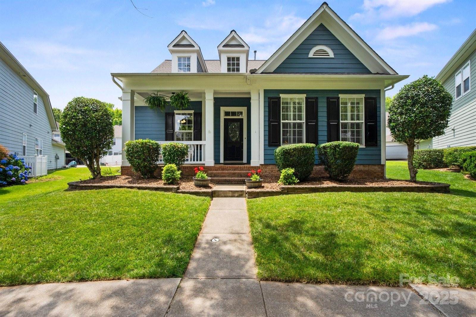 17711 North Shore Circle, Cornelius, NC 28031