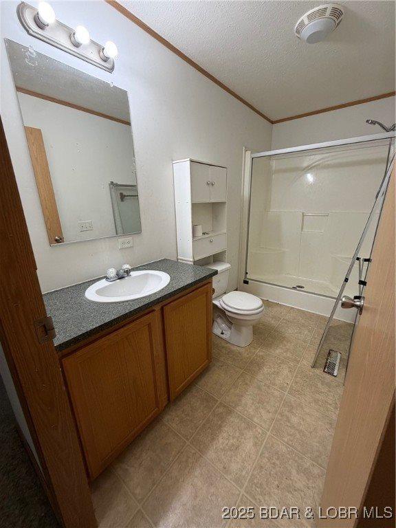 974 State Route E, Montreal, MO 65591