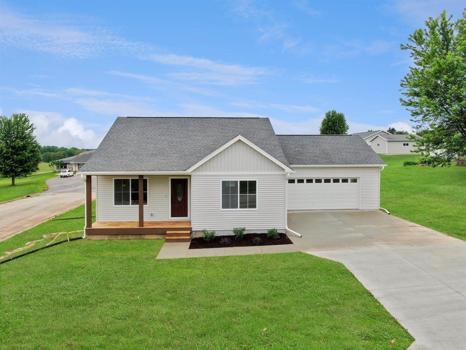 1301 Silver Ave, Cashton, WI 54619