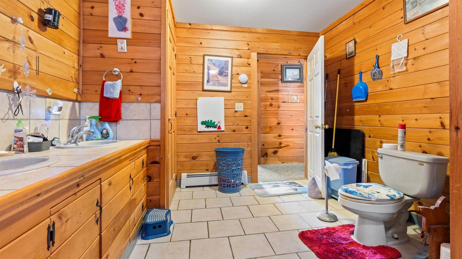 96 Paradise Lane, Hudson, ME 04449