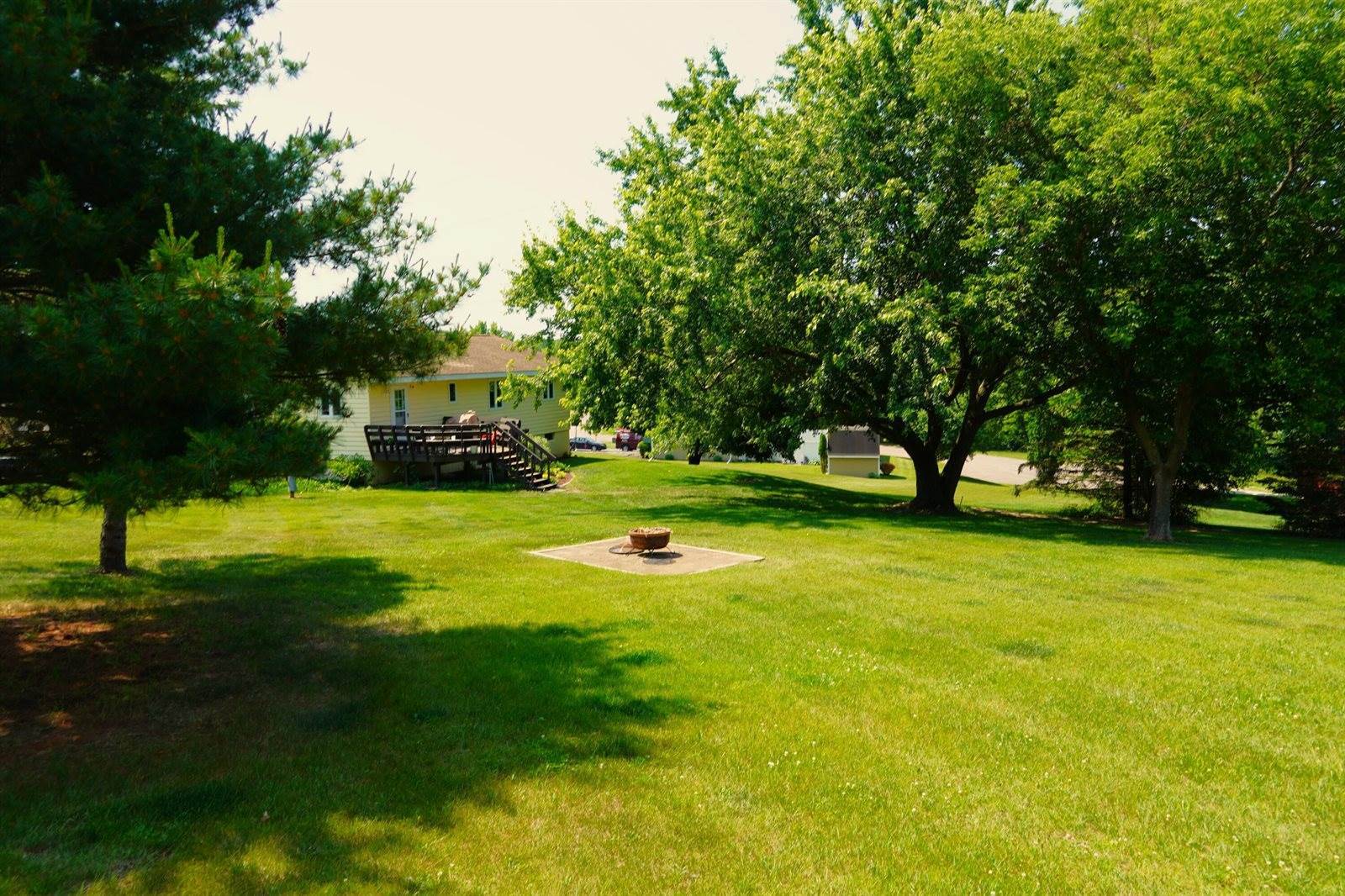 2409 Franklin St, Onalaska, WI 54650