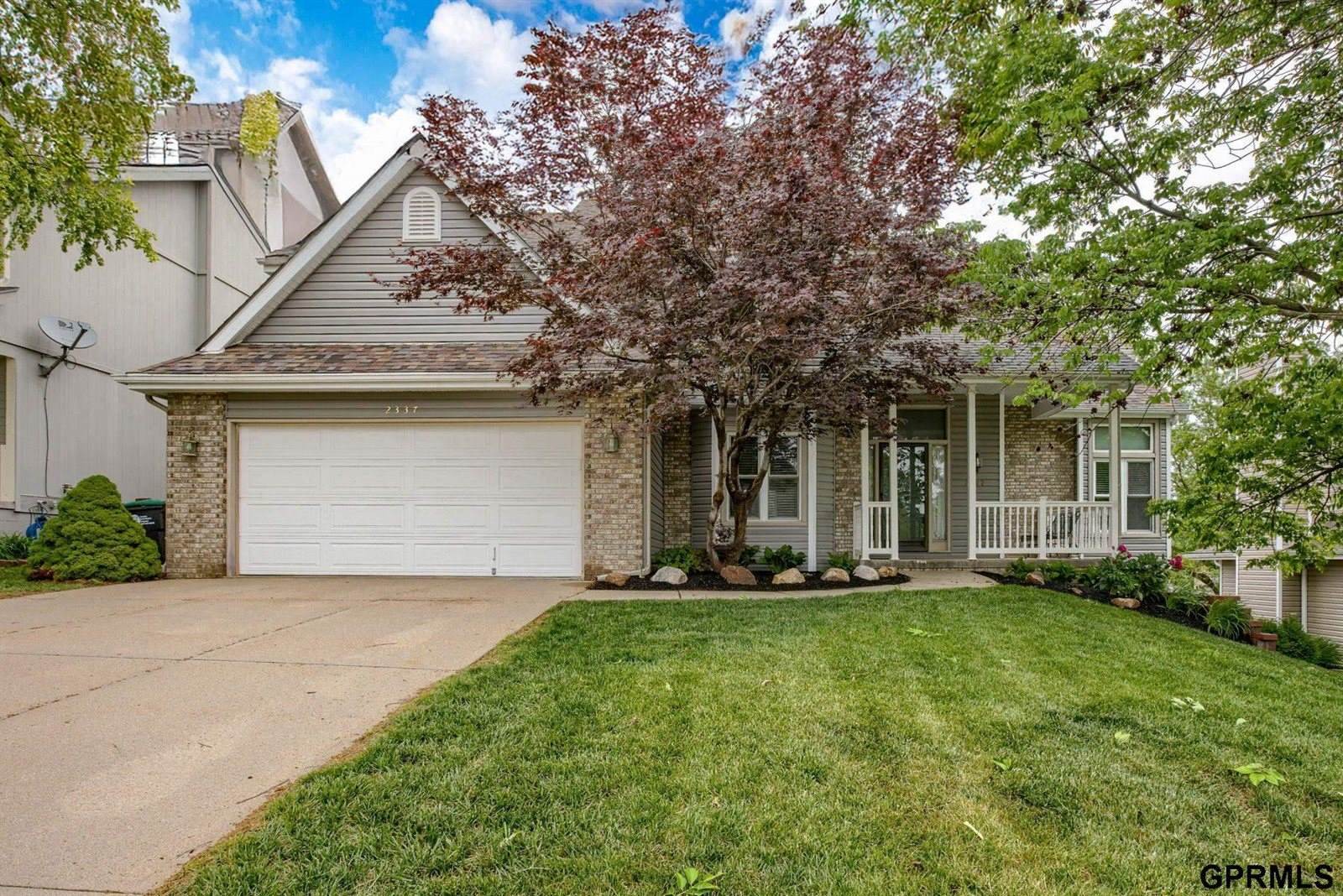 2337 North 154th Street, Omaha, NE 68116