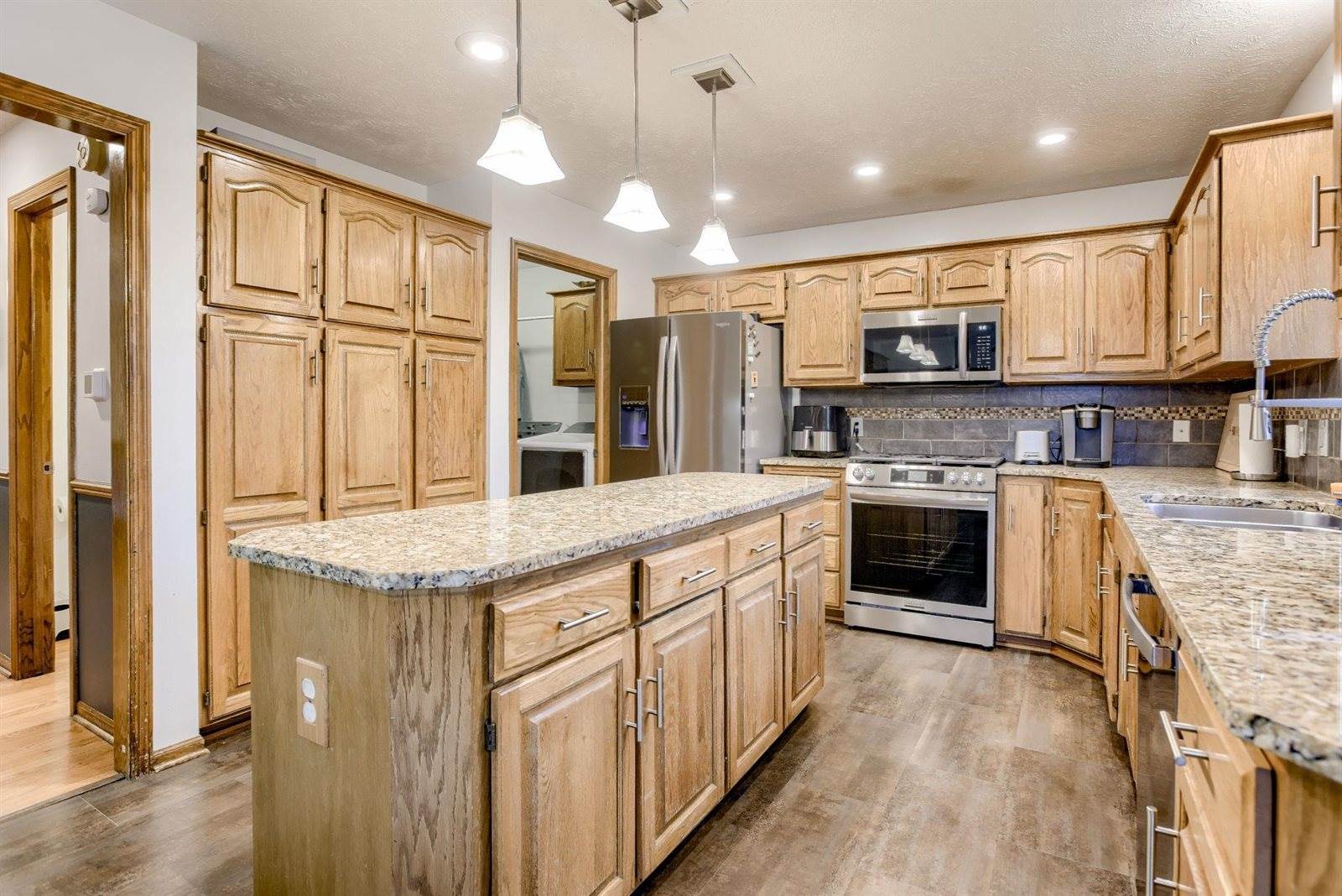 2337 North 154th Street, Omaha, NE 68116