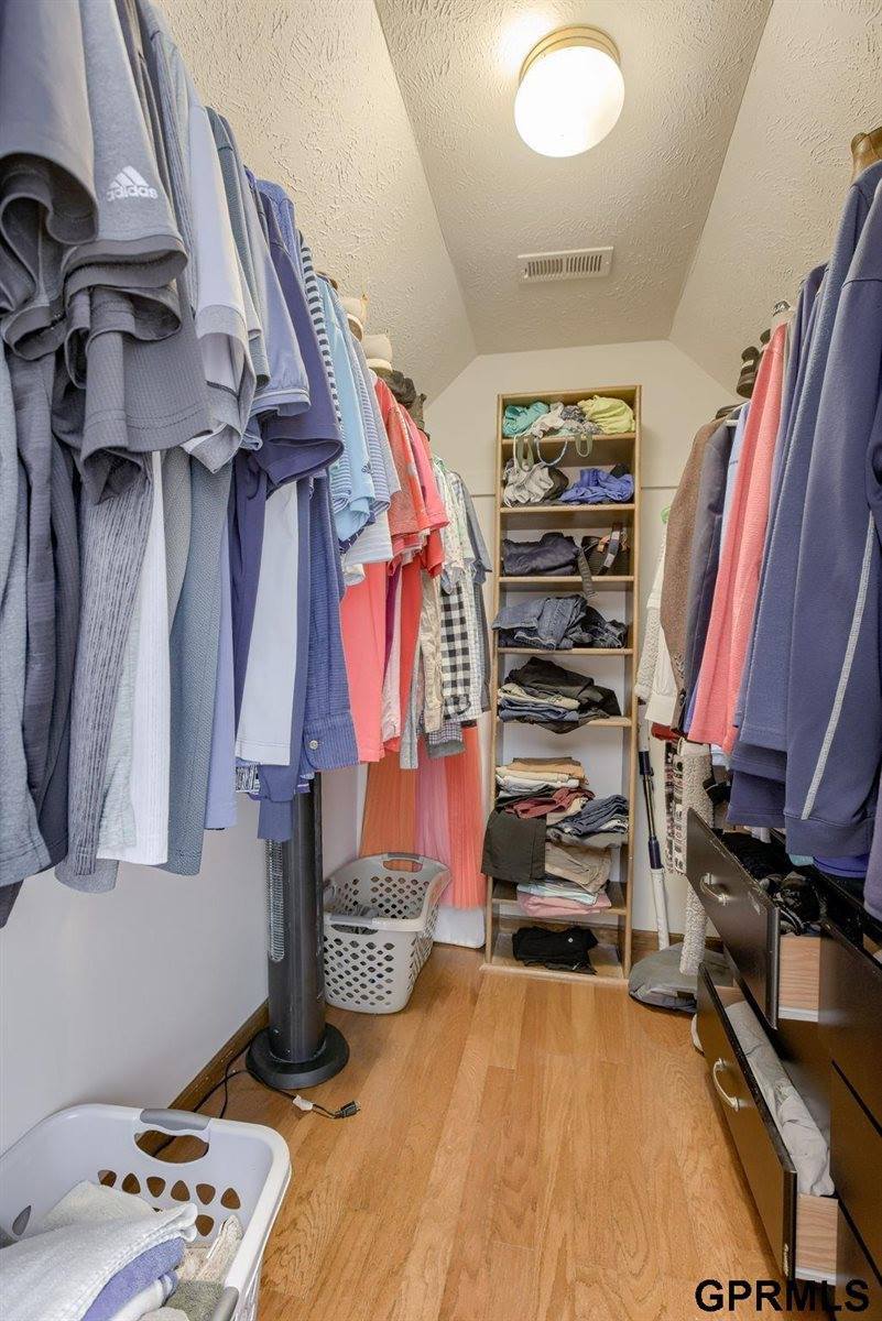 2337 North 154th Street, Omaha, NE 68116