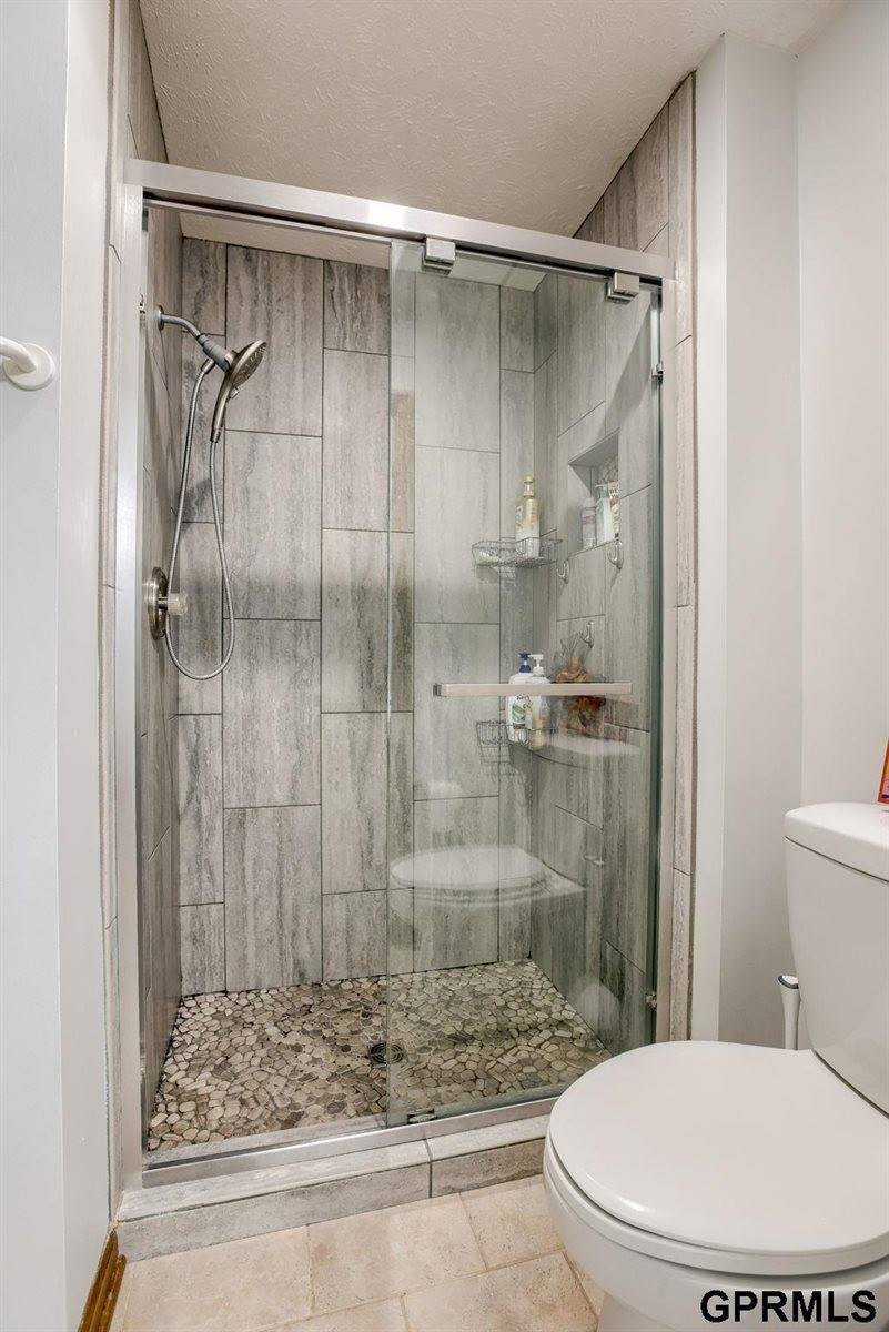 2337 North 154th Street, Omaha, NE 68116