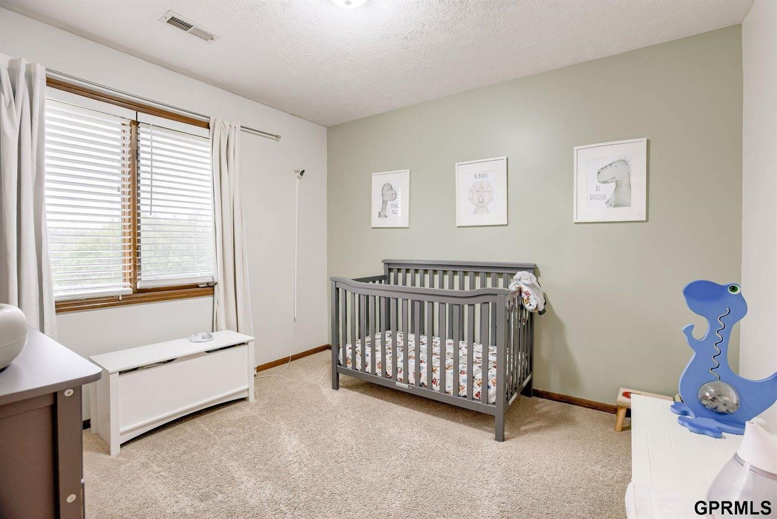 2337 North 154th Street, Omaha, NE 68116