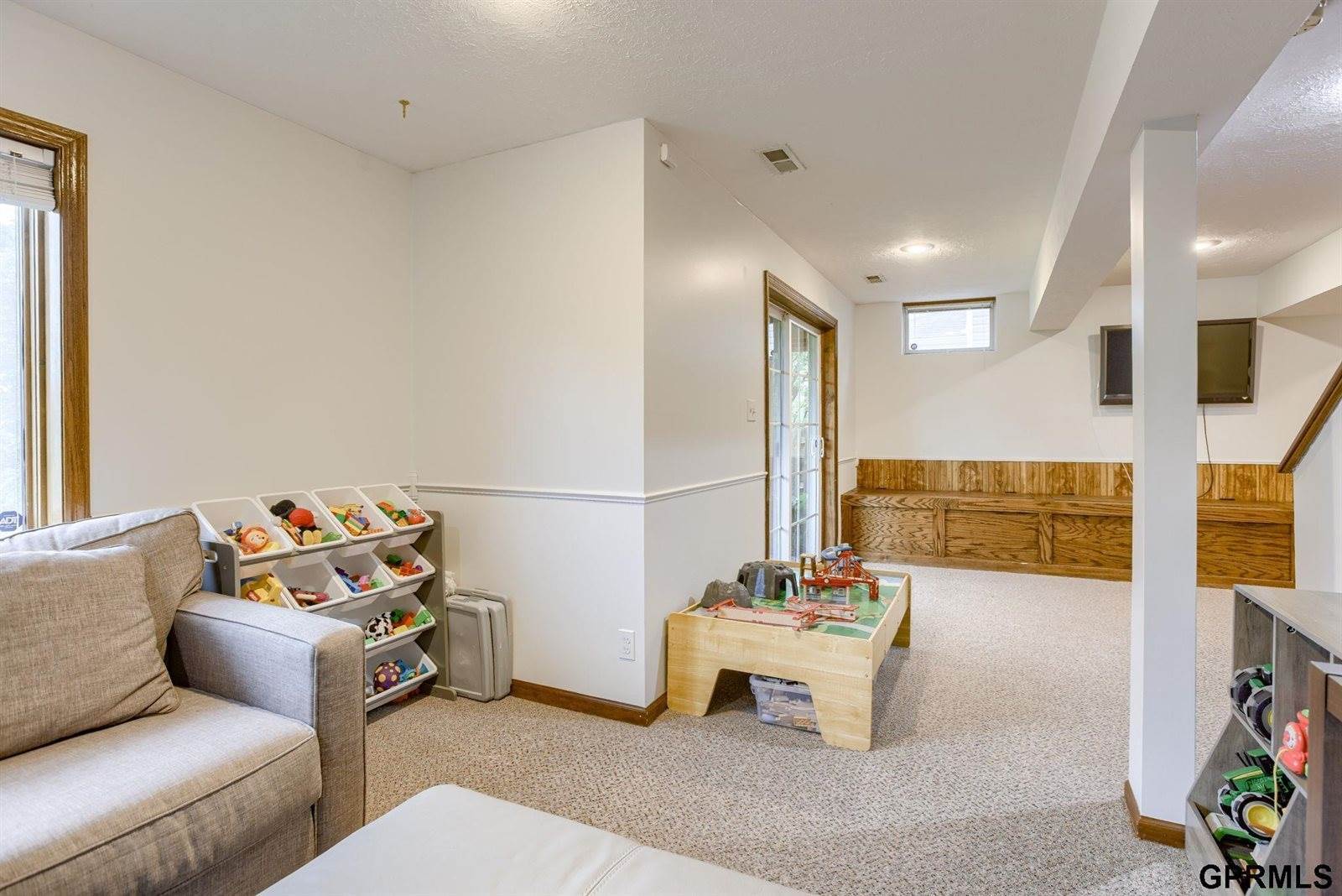 2337 North 154th Street, Omaha, NE 68116