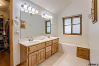 2337 North 154th Street, Omaha, NE 68116