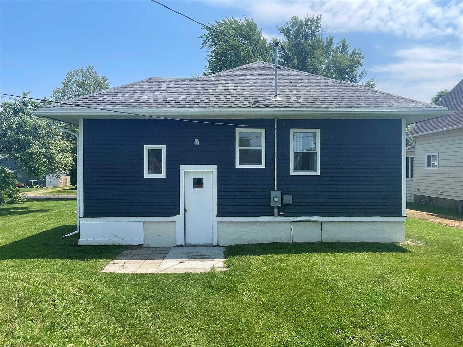 510 S Vine Avenue, Marshfield, WI 54449