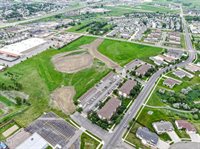 000 Calgary Avenue, Bismarck, ND 58503