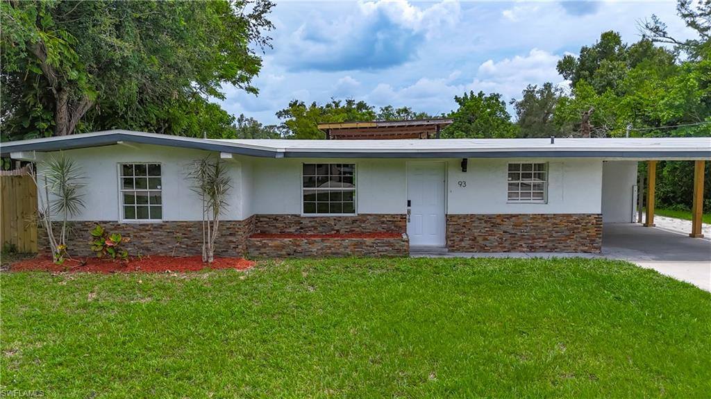 93 East Mariana Ave, North Fort Myers, FL 33917