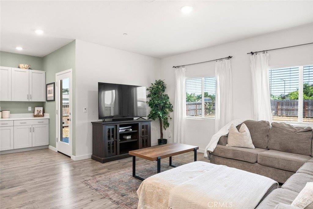 1507 Oakwood Drive, Orland, CA 95963