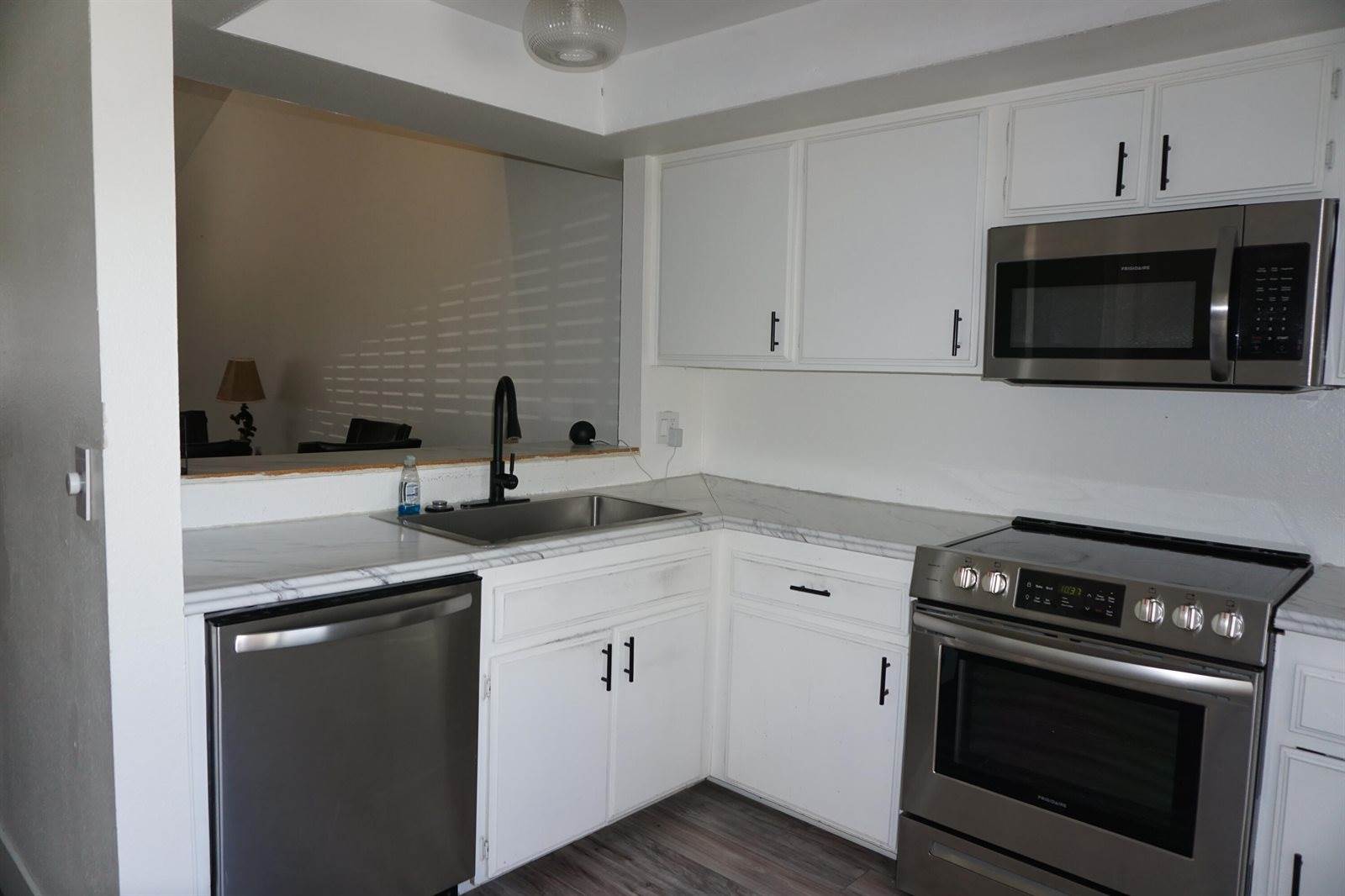 47395 Monroe St, Indio, CA 92201