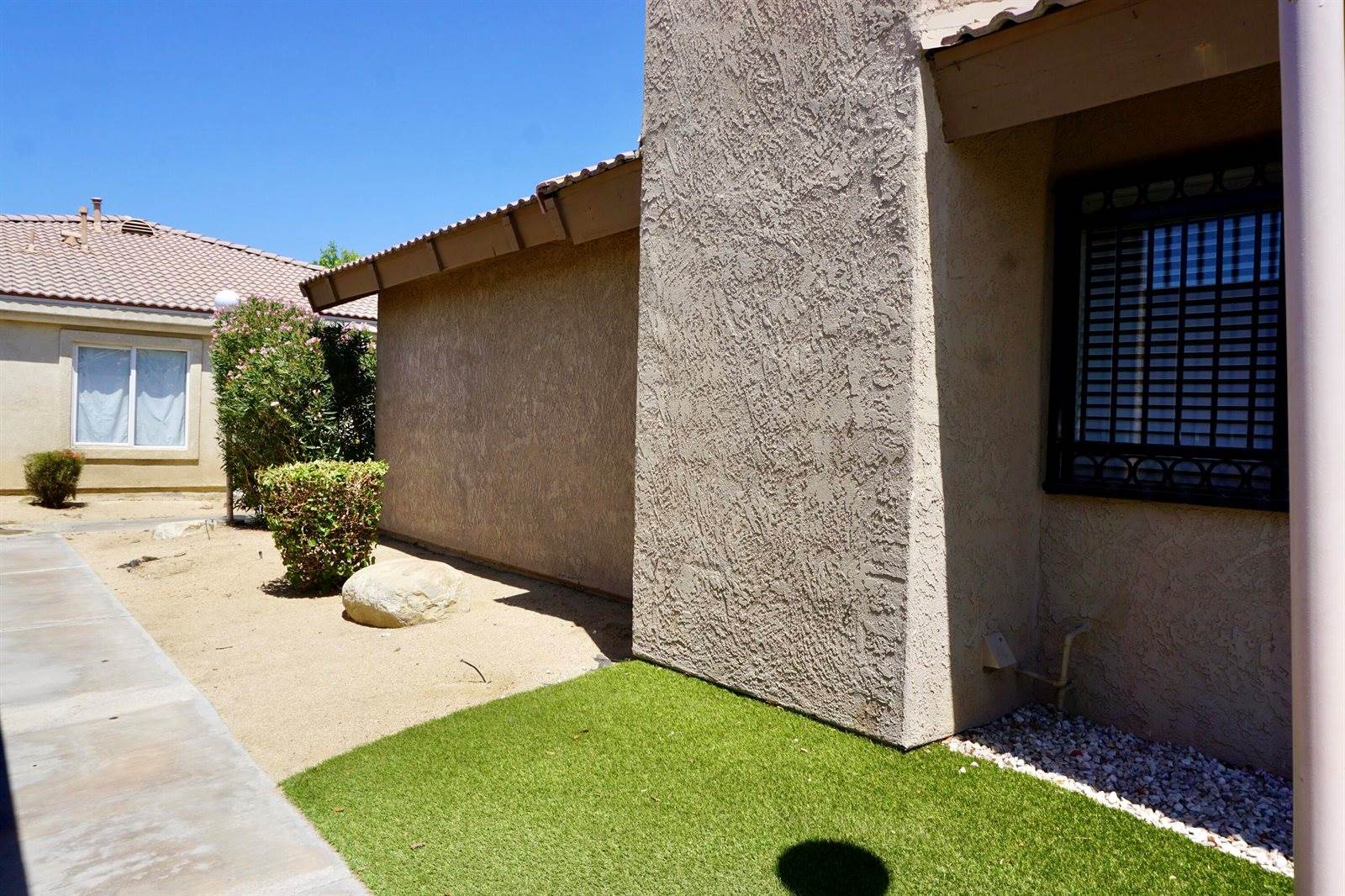 47395 Monroe St, Indio, CA 92201