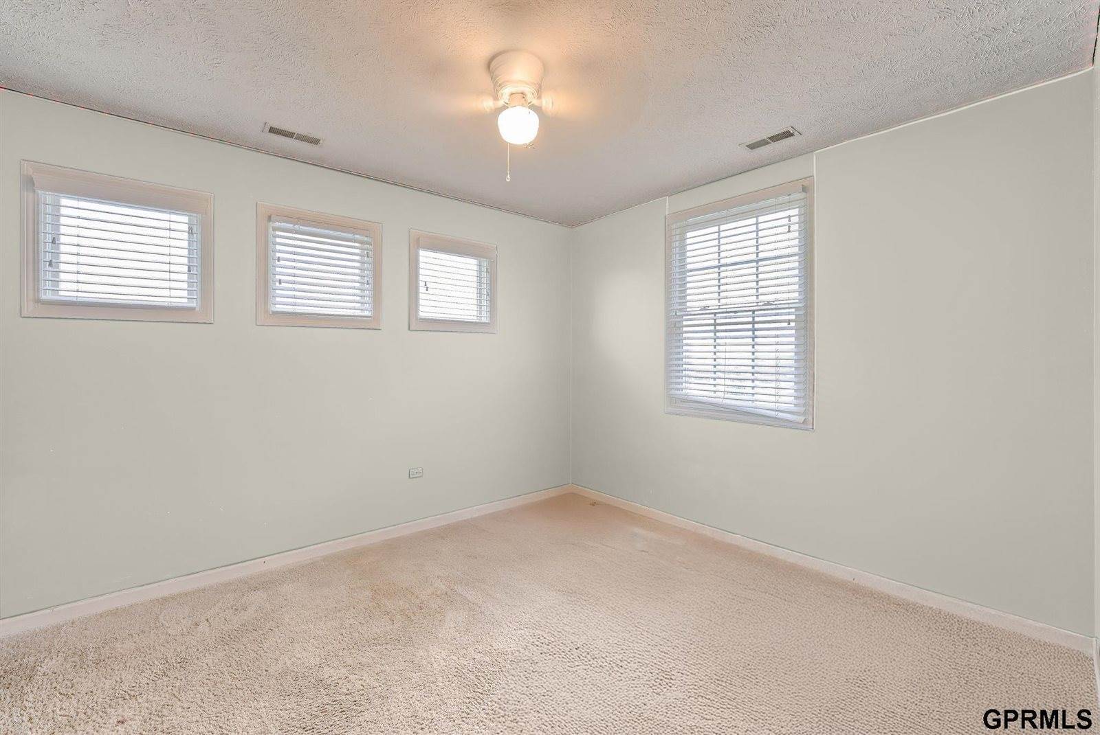 18063 Jones Street, Elkhorn, NE 68022