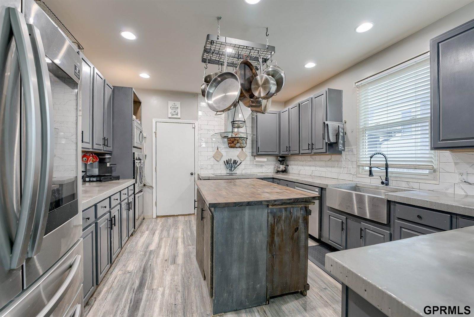 18063 Jones Street, Elkhorn, NE 68022