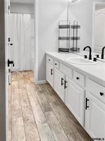 18063 Jones Street, Elkhorn, NE 68022