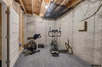 18063 Jones Street, Elkhorn, NE 68022