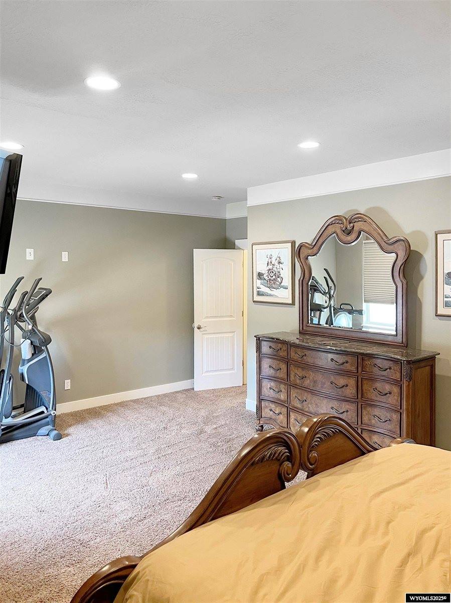 155 Highridge Point, Evanston, WY 82930