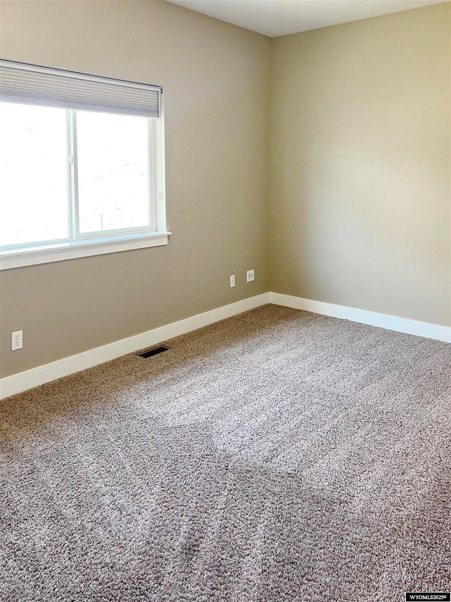 155 Highridge Point, Evanston, WY 82930