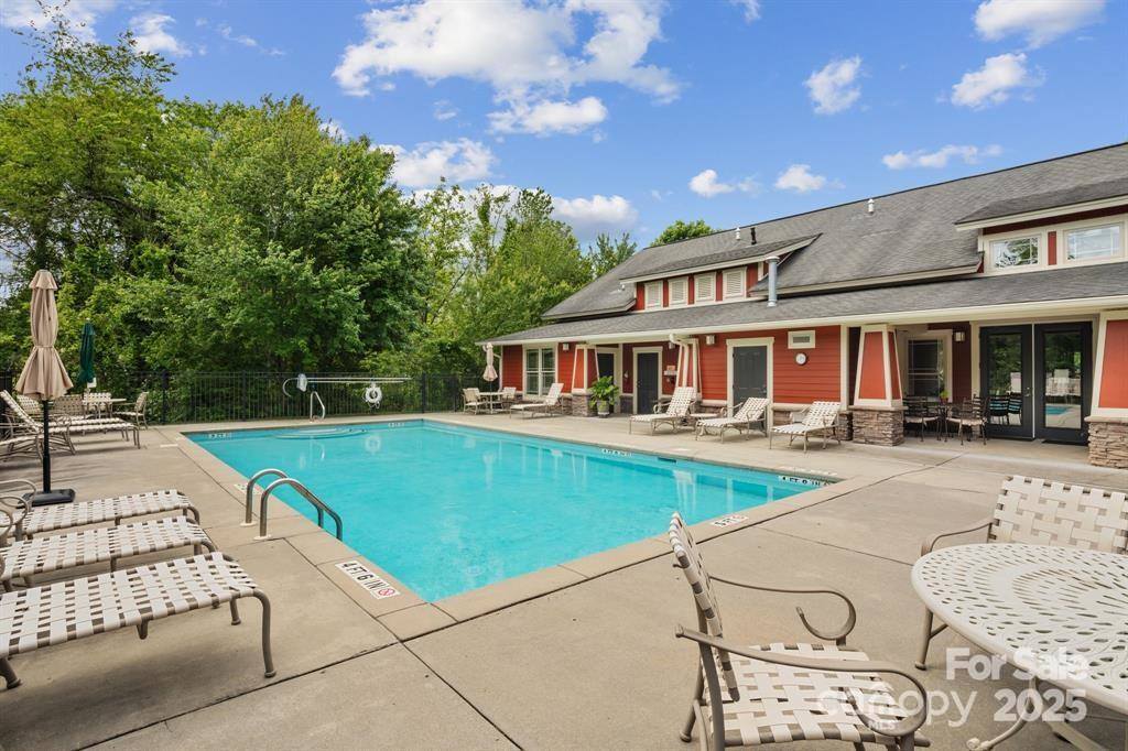 34 Brookstone Place, Candler, NC 28715