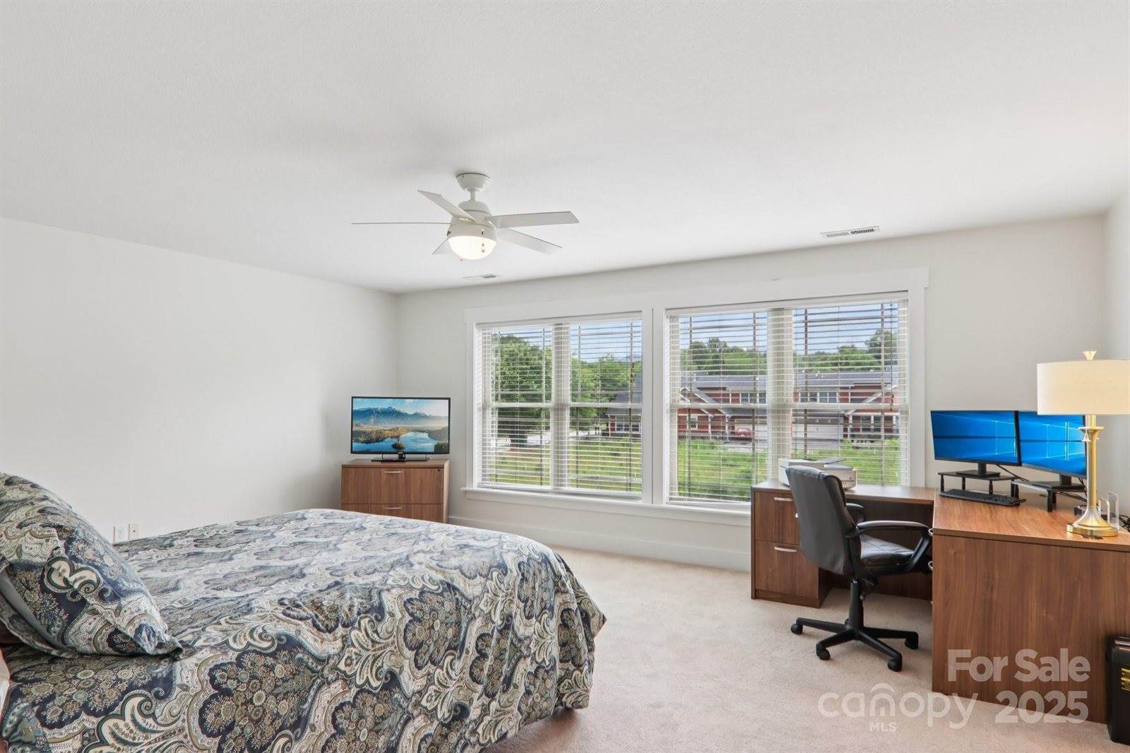 34 Brookstone Place, Candler, NC 28715