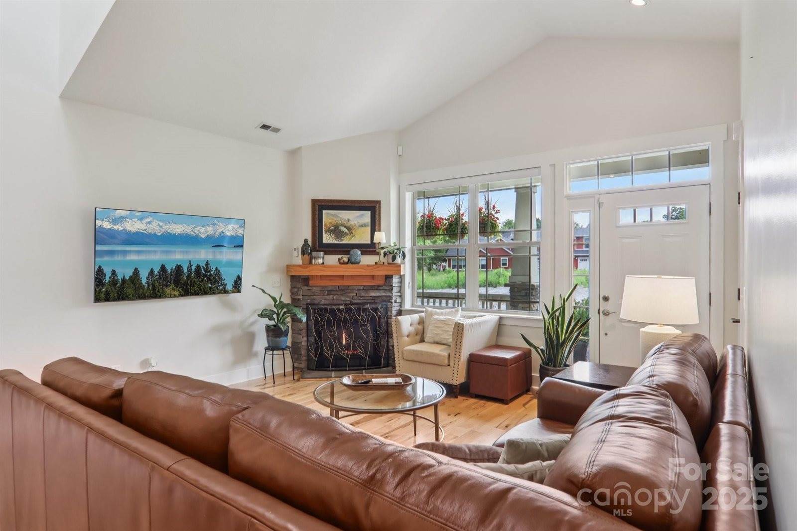 34 Brookstone Place, Candler, NC 28715