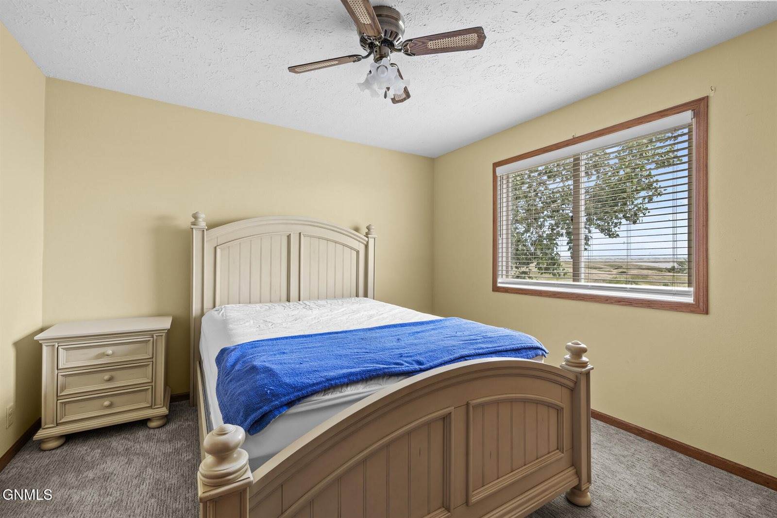 11266 Keys Cove Loop, Ray, ND 58849