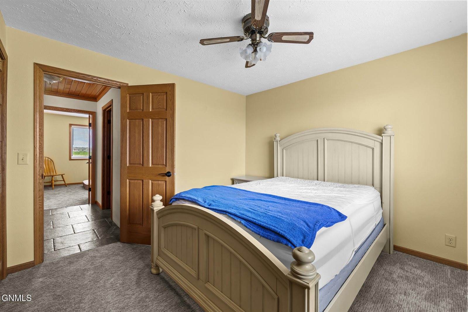 11266 Keys Cove Loop, Ray, ND 58849