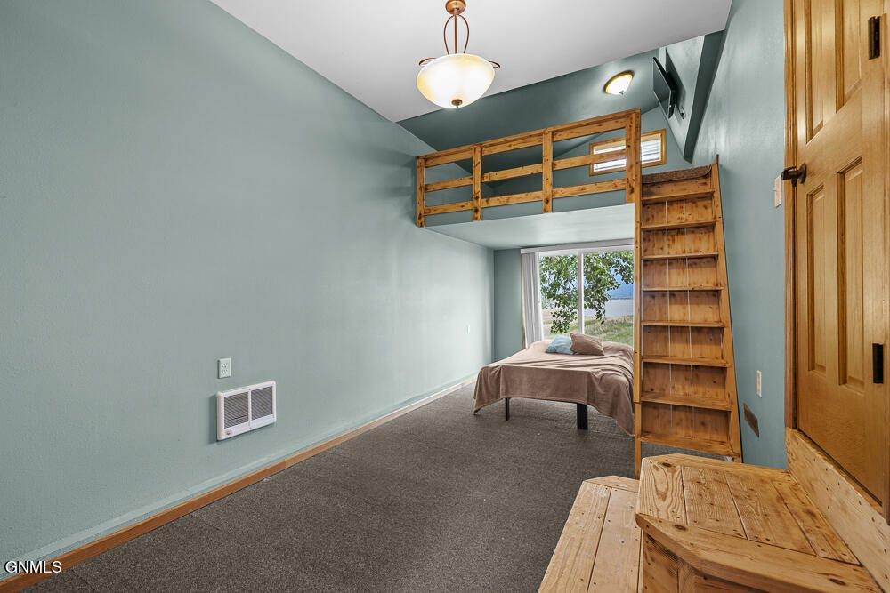 11266 Keys Cove Loop, Ray, ND 58849