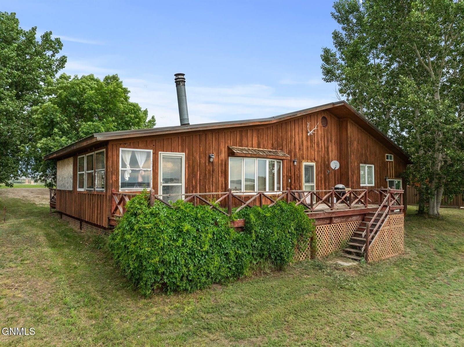 11266 Keys Cove Loop, Ray, ND 58849