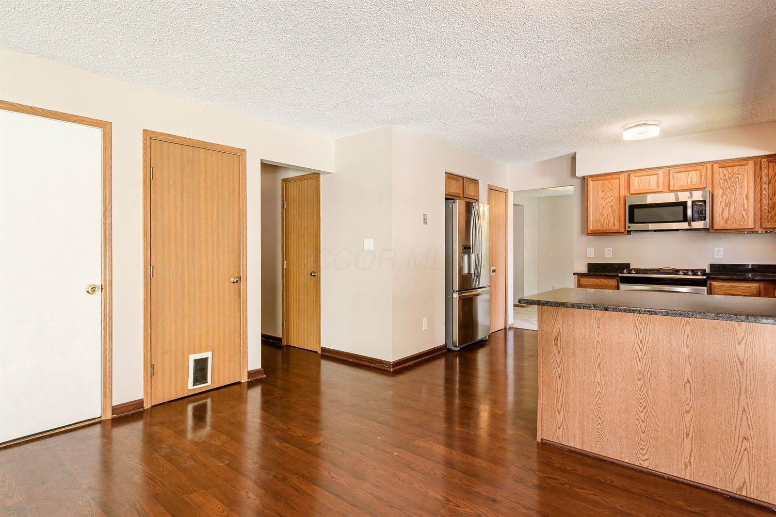 7345 Oakmeadows Drive, Columbus, OH 43085