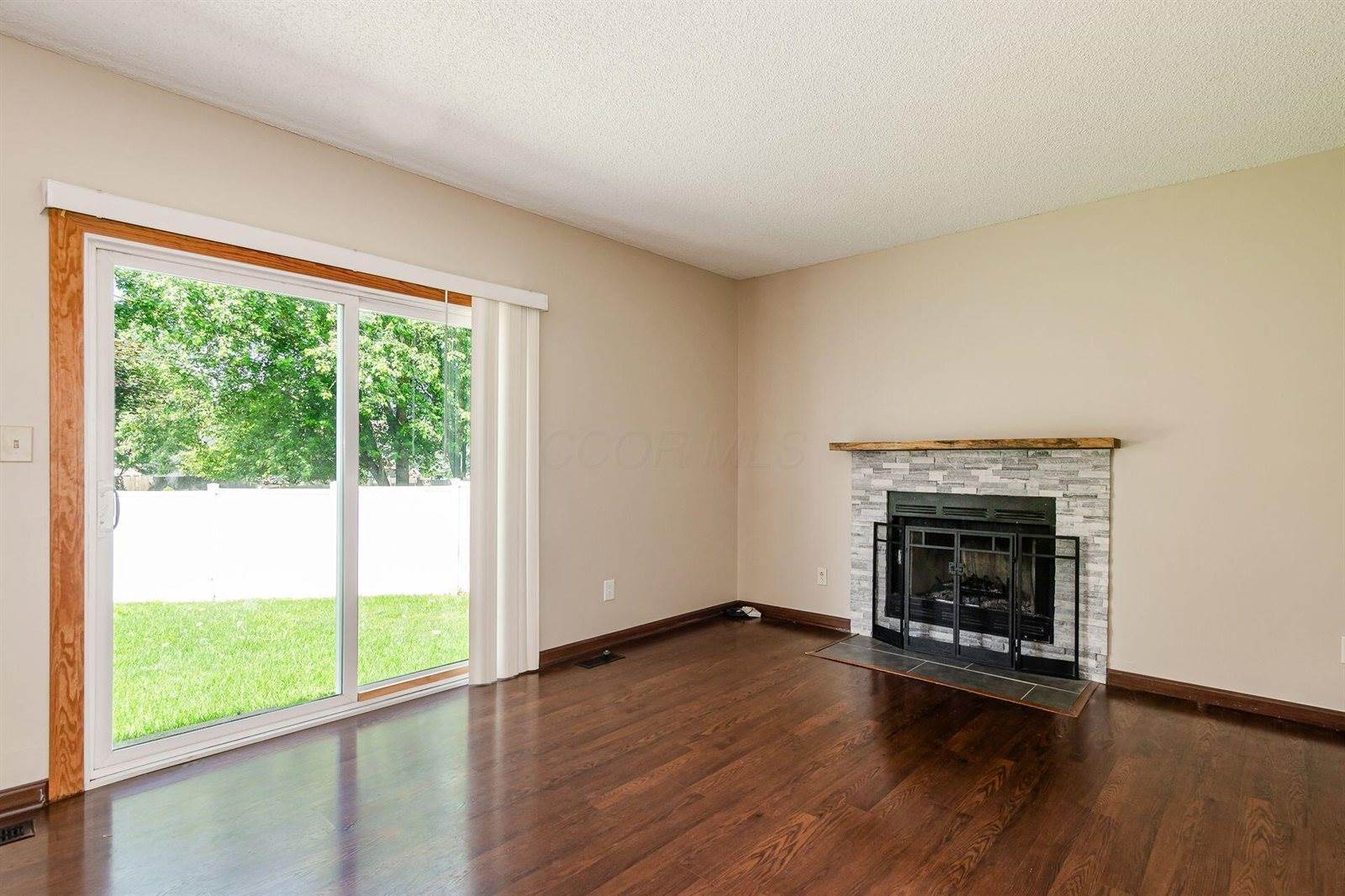 7345 Oakmeadows Drive, Columbus, OH 43085