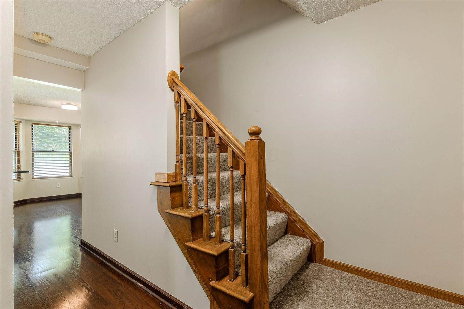 7345 Oakmeadows Drive, Columbus, OH 43085