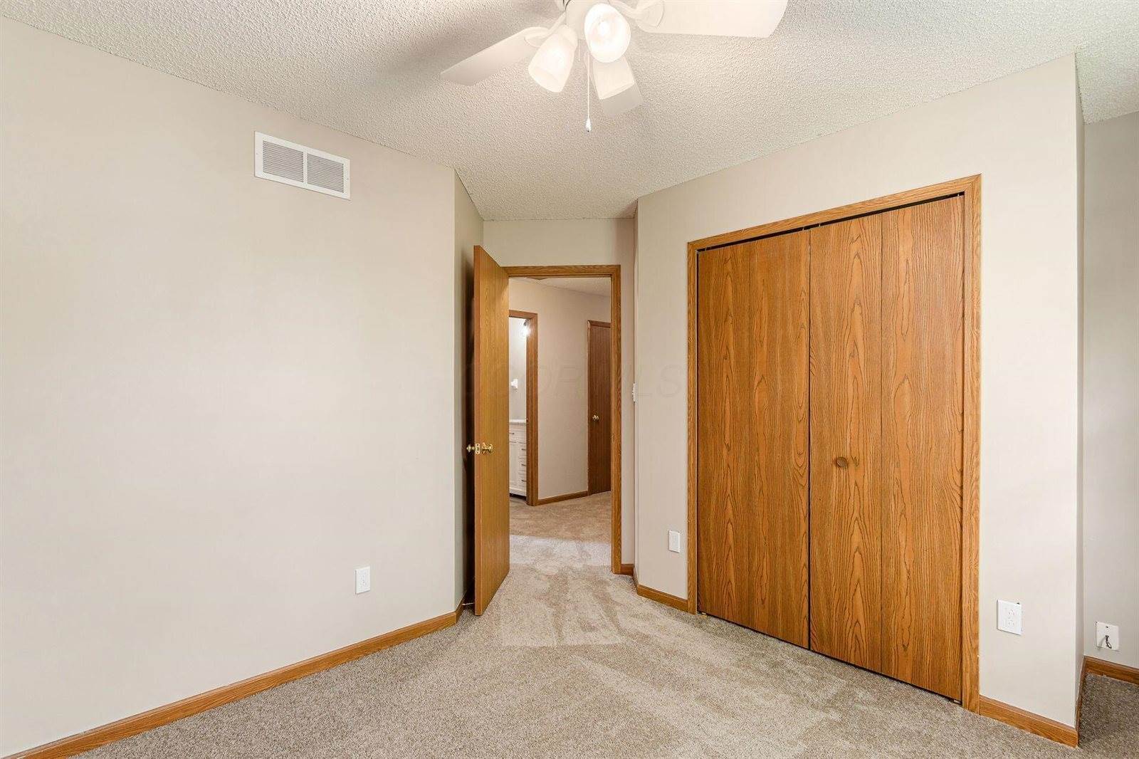 7345 Oakmeadows Drive, Columbus, OH 43085