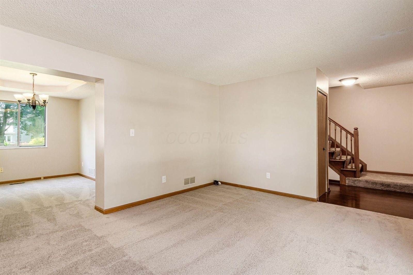 7345 Oakmeadows Drive, Columbus, OH 43085