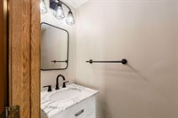 7345 Oakmeadows Drive, Columbus, OH 43085