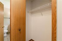 7345 Oakmeadows Drive, Columbus, OH 43085