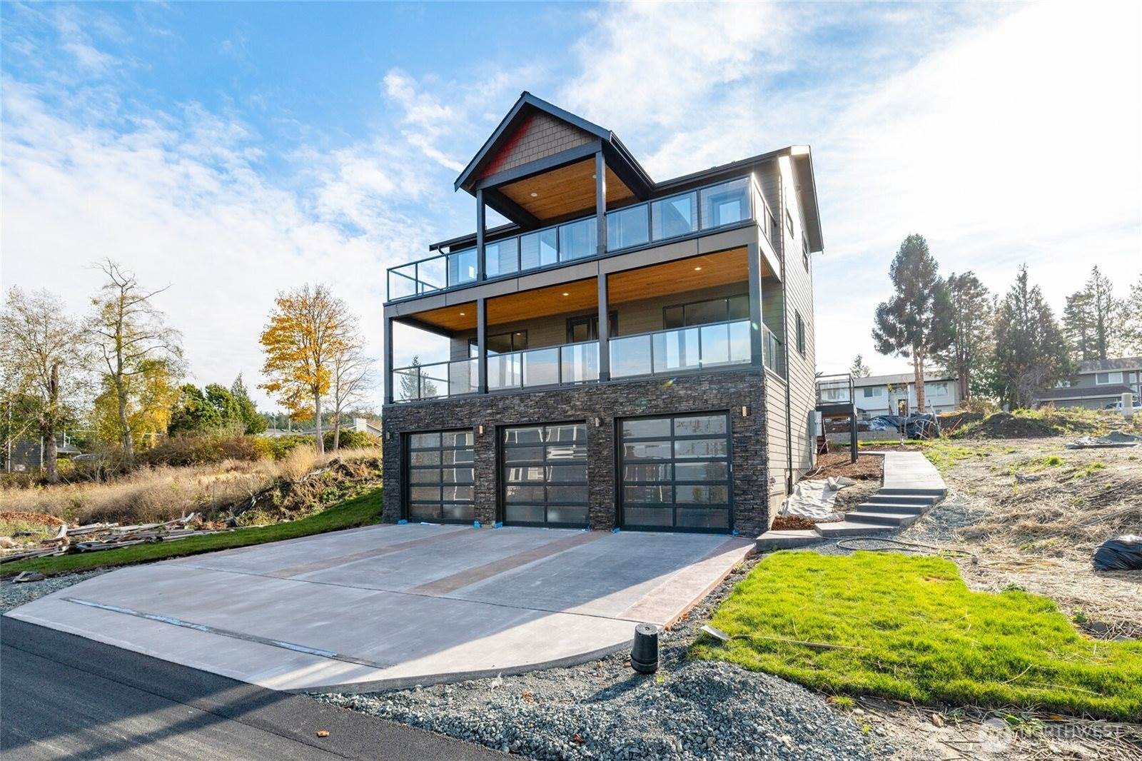 3706 West 3rd Street, Anacortes, WA 98221