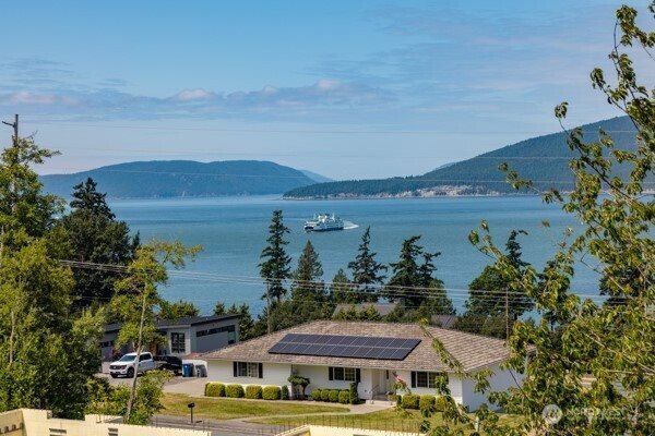 3706 West 3rd Street, Anacortes, WA 98221