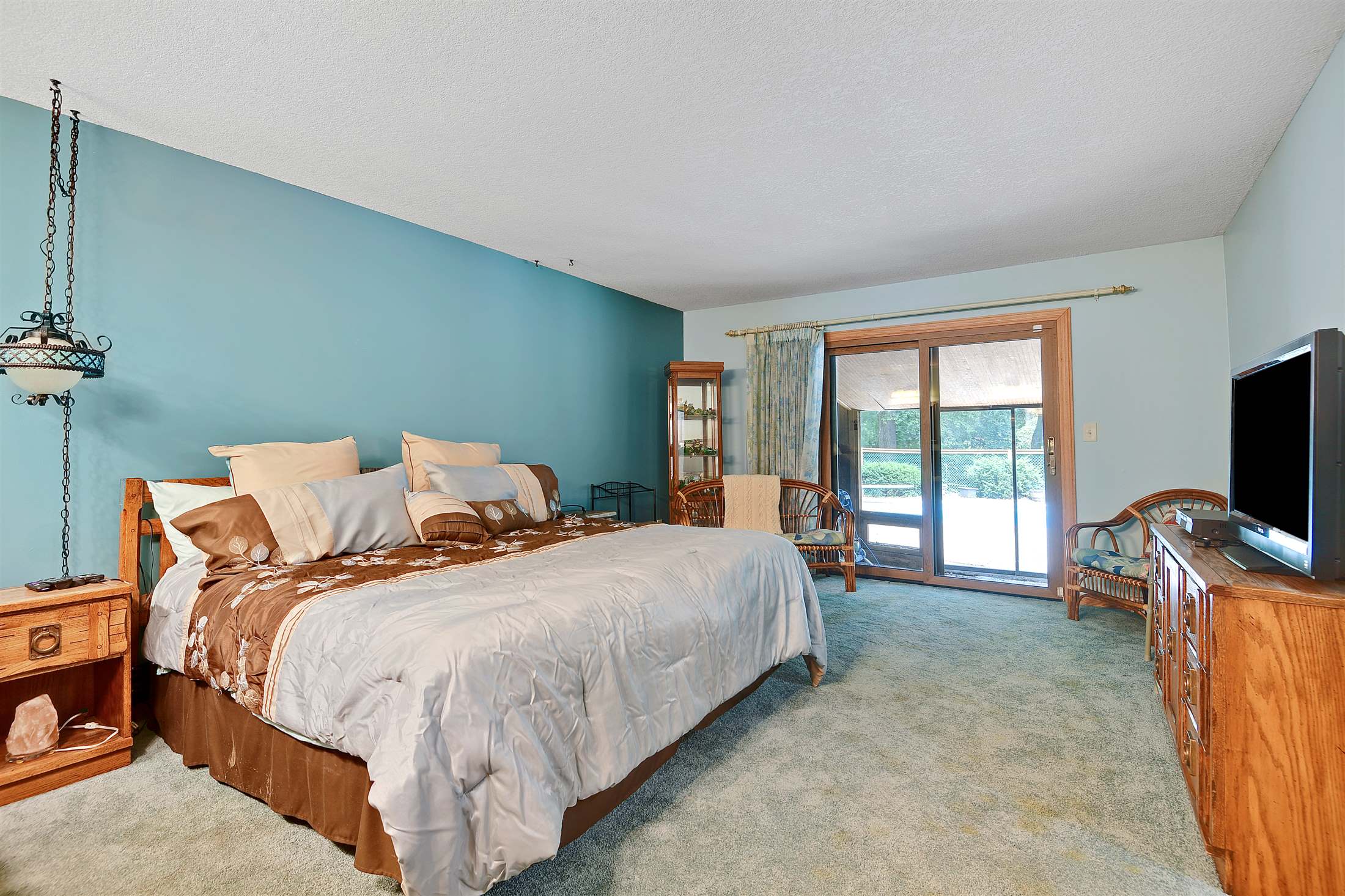 2613 Trenchard Drive, Independence, MO 64057