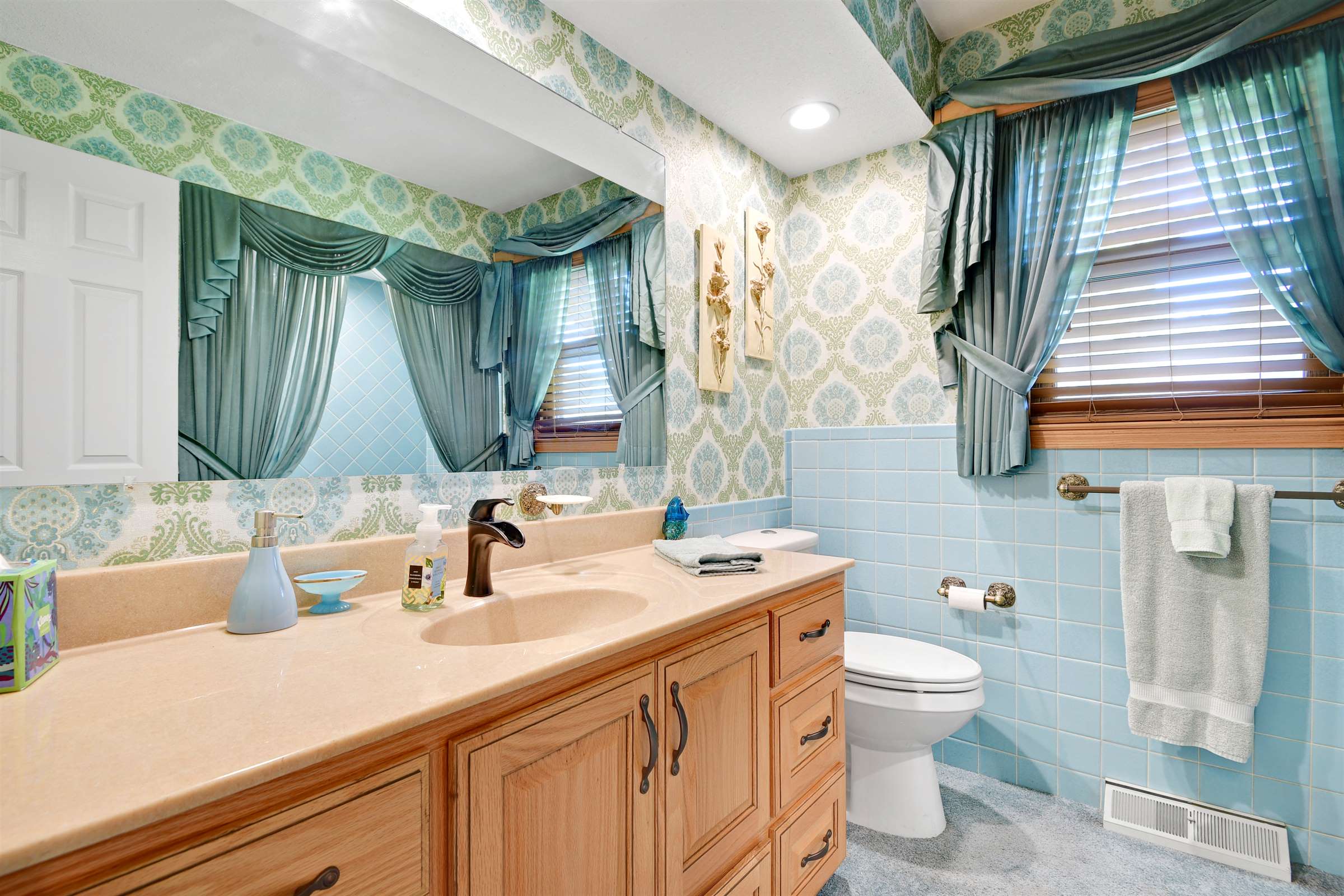 2613 Trenchard Drive, Independence, MO 64057