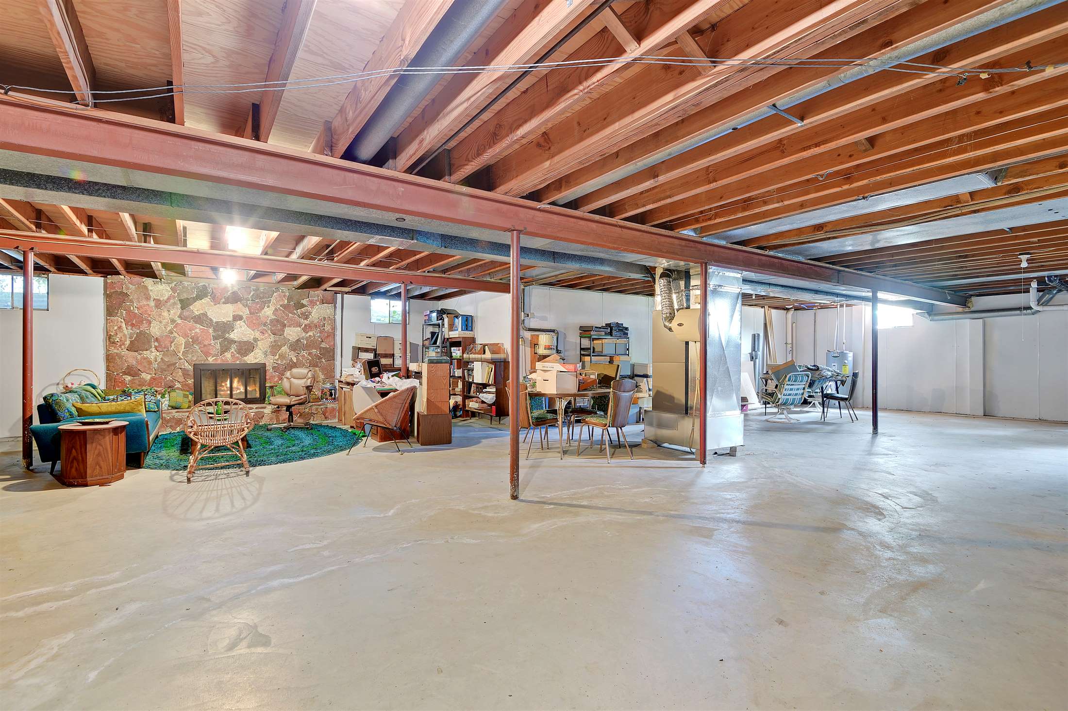 2613 Trenchard Drive, Independence, MO 64057