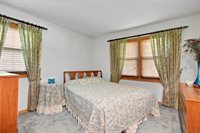 2613 Trenchard Drive, Independence, MO 64057