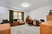 2613 Trenchard Drive, Independence, MO 64057