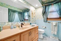 2613 Trenchard Drive, Independence, MO 64057