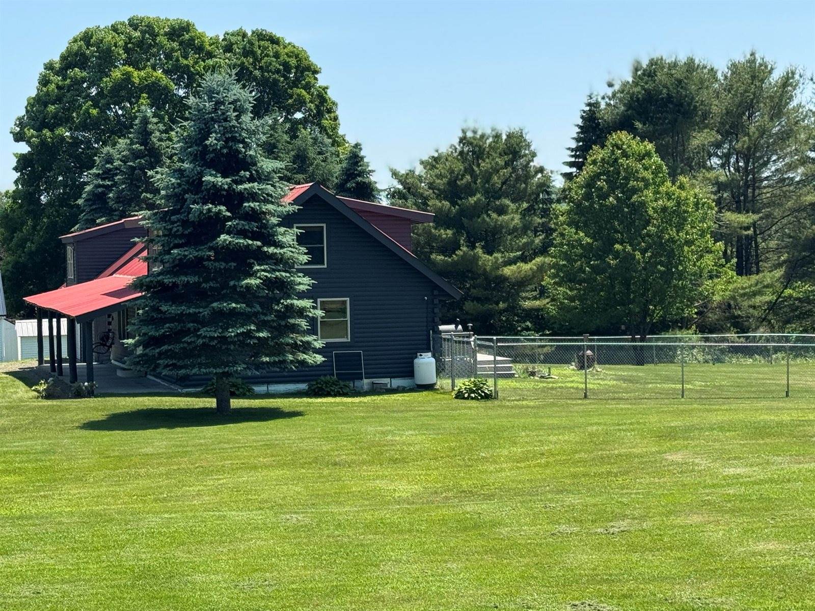 22 Dudley Corner Road, Skowhegan, ME 04976