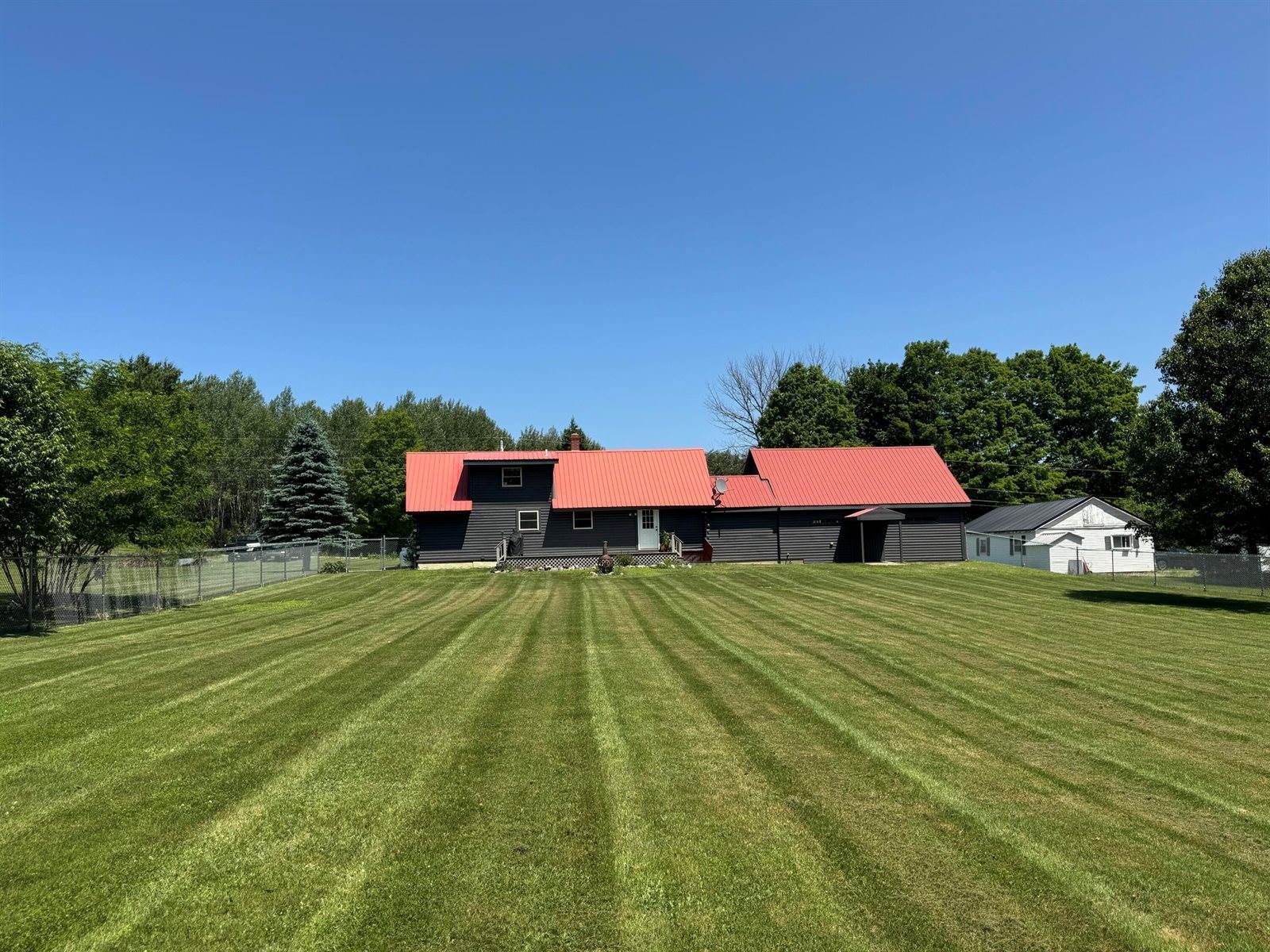 22 Dudley Corner Road, Skowhegan, ME 04976