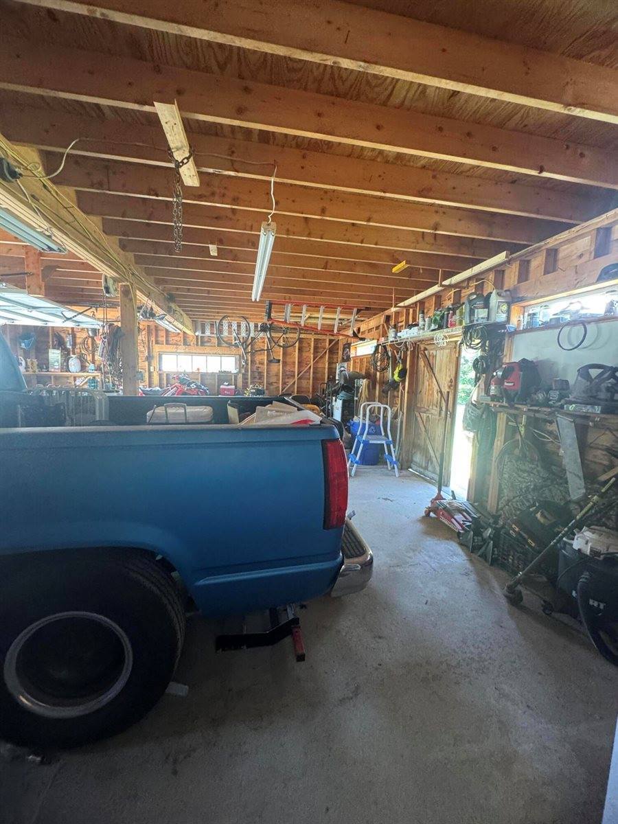 22 Dudley Corner Road, Skowhegan, ME 04976