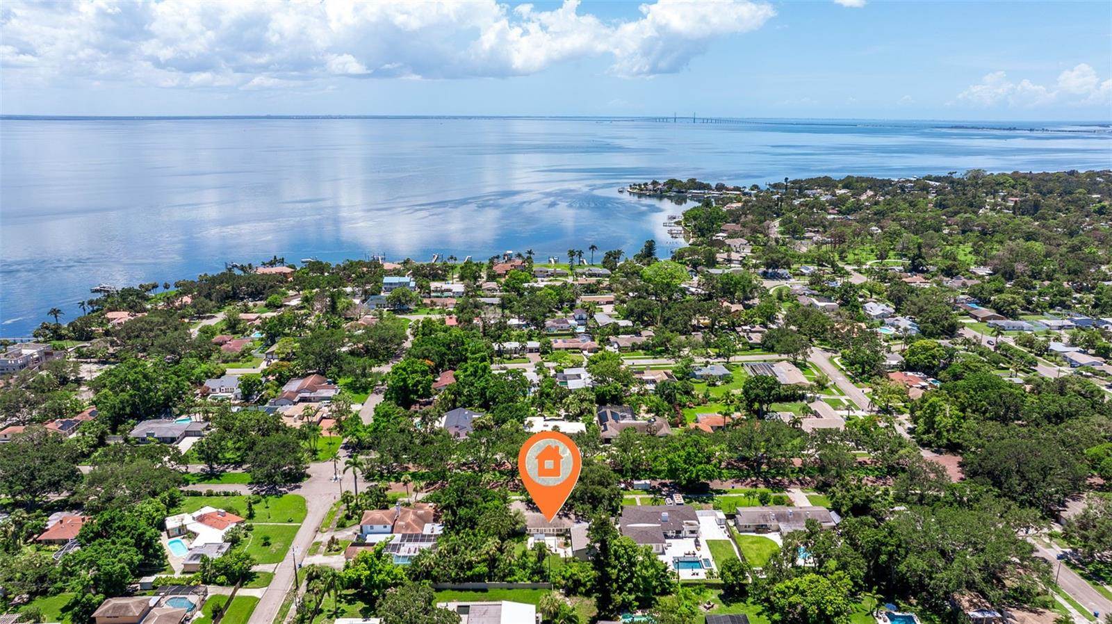 211 60TH Avenue South, Saint Petersburg, FL 33705